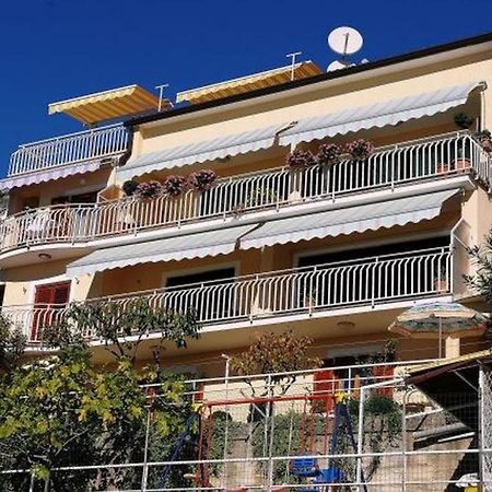 Apartments And Rooms With Parking Space Rabac, Labin - 12368 ภายนอก รูปภาพ