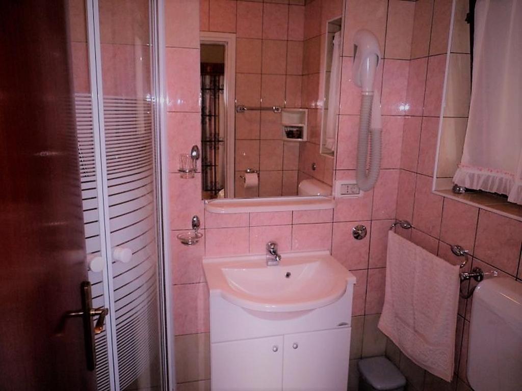 Apartments And Rooms With Parking Space Rabac, Labin - 12368 ภายนอก รูปภาพ